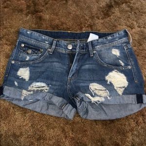 Blur jean distressed shorts